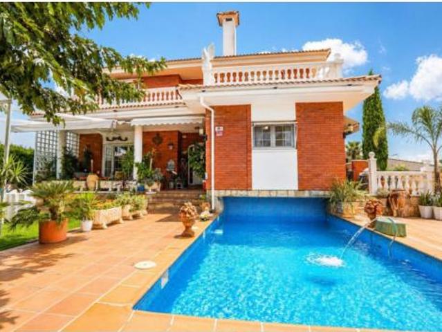 Chalet Venta Mont roig del Camp, Nucli Urbà
