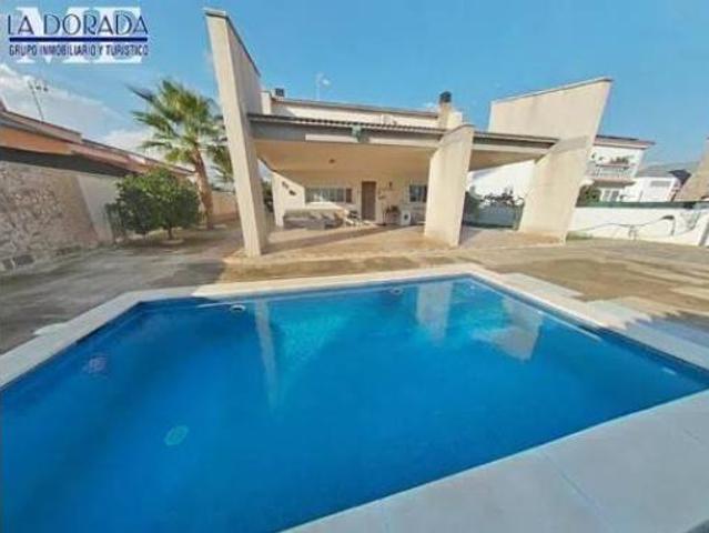 Chalet Venta Mont roig del Camp, Nucli Urbà