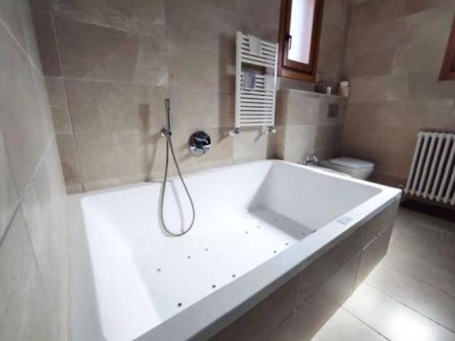Chalet Venta Montesquiu, Montesquiu