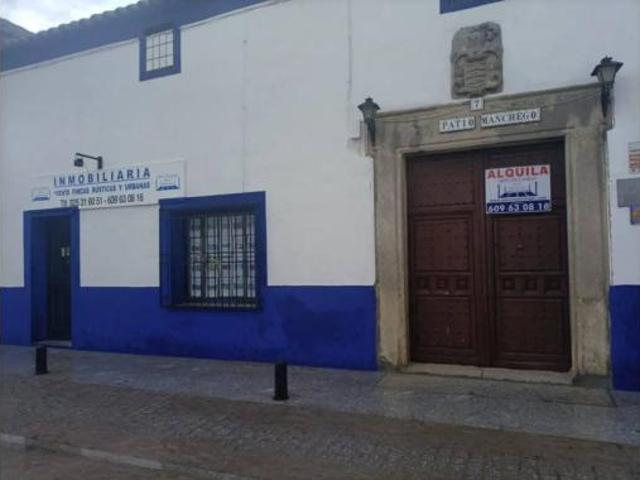 Chalet Venta Mora, Mora