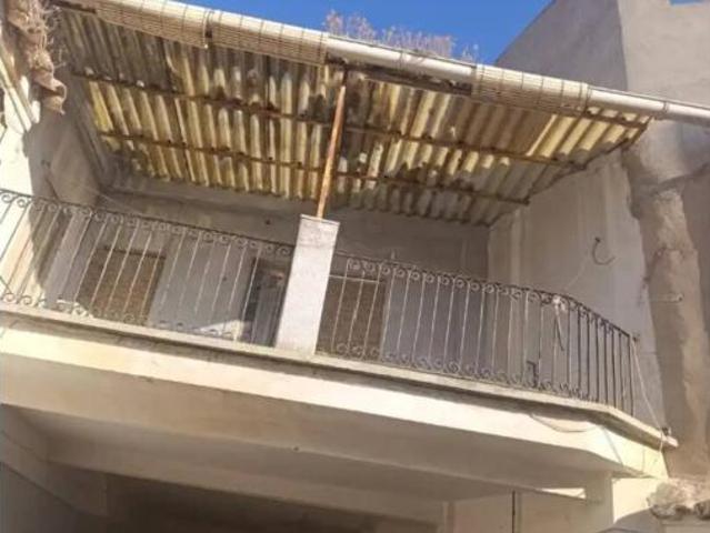 Chalet Venta Mora, Mora