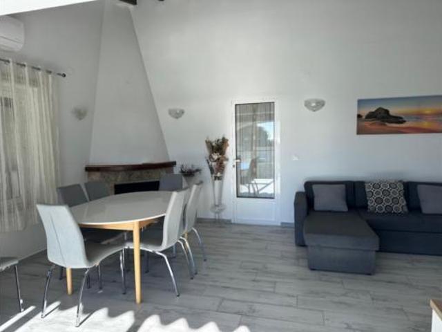 Chalet Venta Moraira, Núcleo