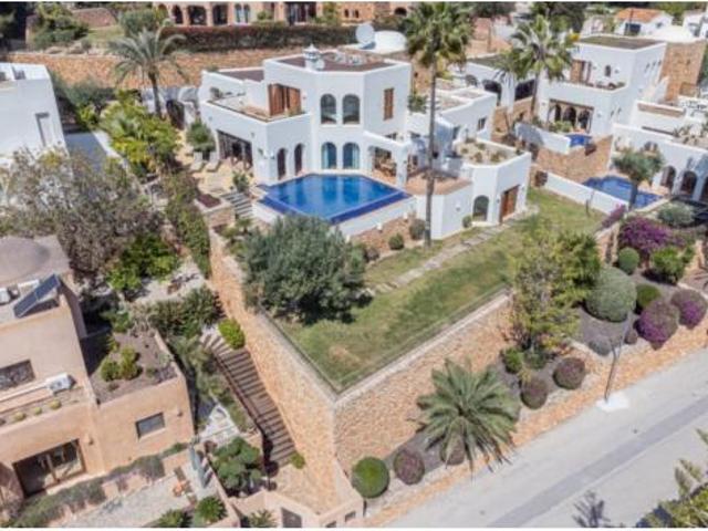 Chalet Venta Moraira, Núcleo