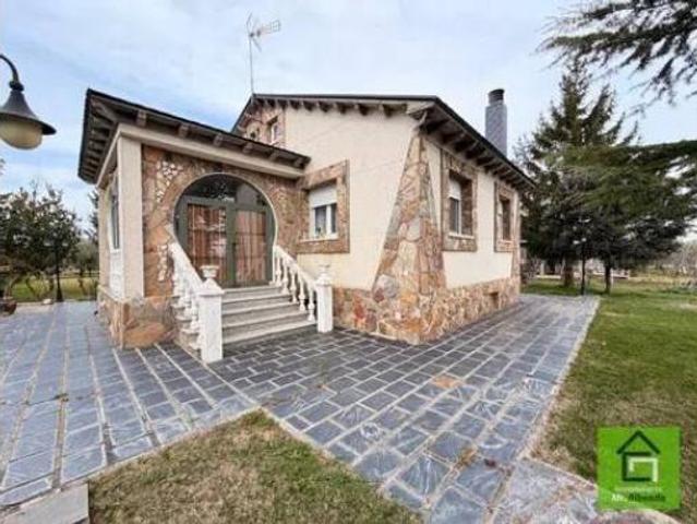 Chalet Venta Morales del Vino, Morales del Vino