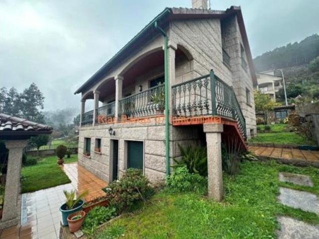 Chalet Venta Mos, Louredo San Salvador