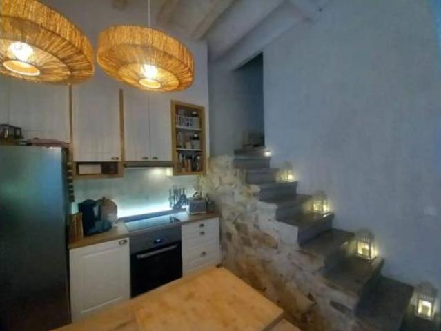 Chalet Venta Mataró, Centre