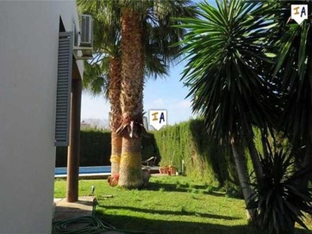 Chalet Venta Jaén Capital, Ctra. de Circunvalación La Magdalena