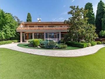 Chalet Venta Madrid Capital, Piovera