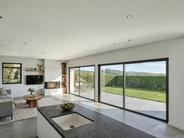 Chalet Venta Maià de Montcal, Maià de Montcal