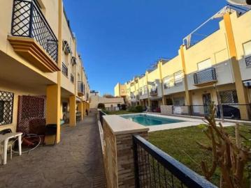 Villa en venta en Calle Corregidor Horacio Coppola