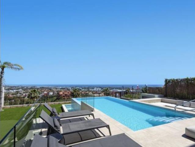 Chalet Venta Marbella, Plaza de Toros Las Albarizas La Ermita