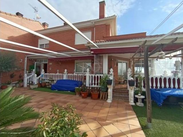 Chalet Venta Meco, Meco
