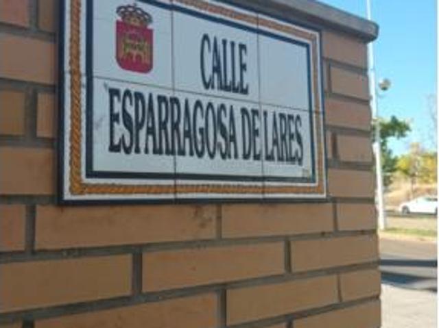 Chalet Venta Mérida, Los Milagros La Corchera