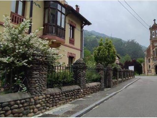 Chalet Venta Mieres, Parroquias Rurales