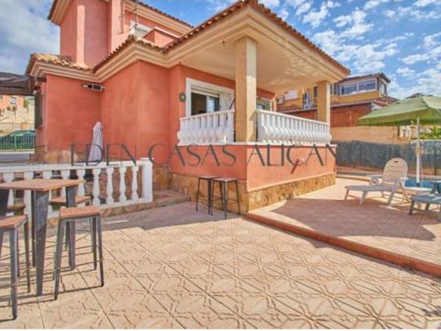 Chalet Venta Mutxamel, Urbanización Cotoveta