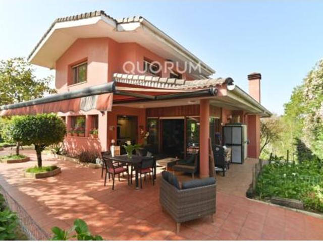 Chalet Venta Mungia, Berreaga