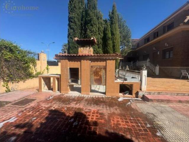 Chalet Venta Navalcarnero, Apeadero de Guadarrama