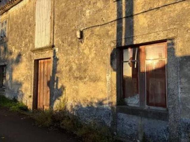 Chalet Venta Neda, Os Castros Neda