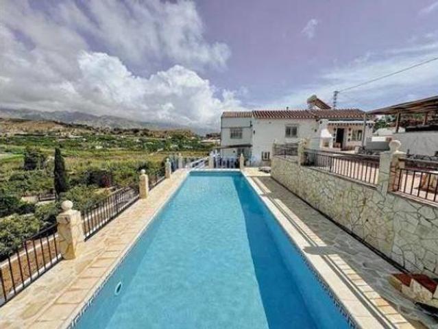 Chalet Venta Nerja, Avenida de Pescia La Noria Pueblo Rocío