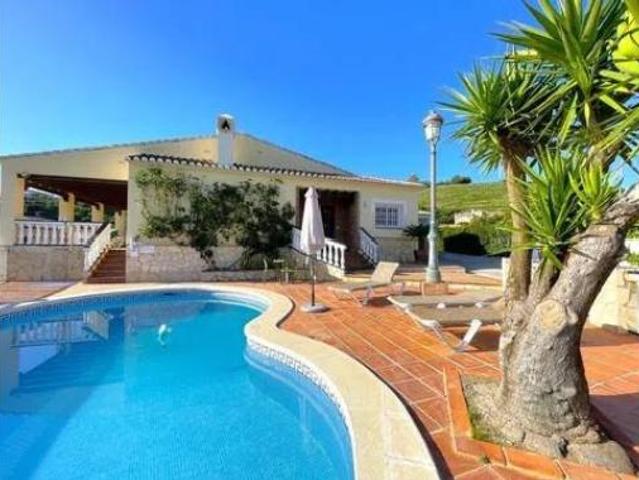 Chalet Venta Nerja, Avenida de Pescia La Noria Pueblo Rocío