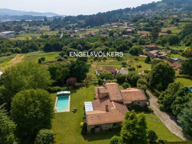Chalet Venta Nigrán, Camos