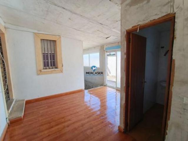 Chalet Venta Nuevo Baztán, Central Telefónica de Radio
