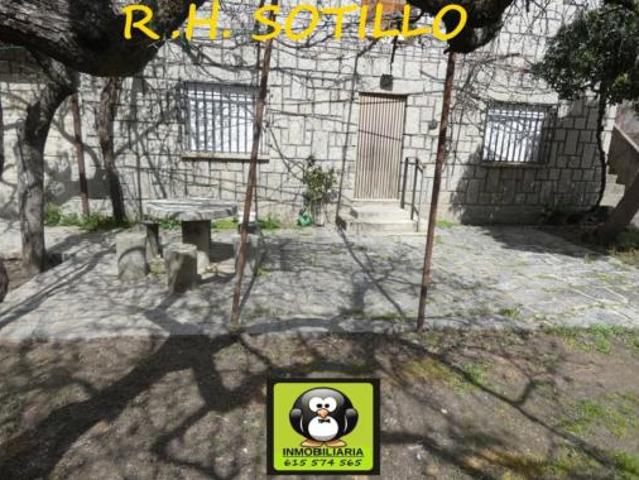 Chalet Venta Sotillo de La Adrada, Fuente de La Salud