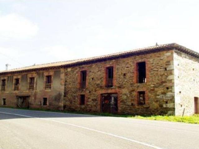 Chalet Venta Salas, Salas