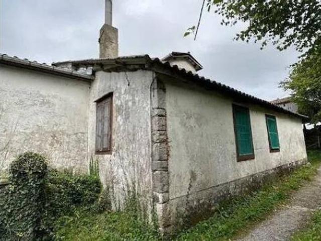 Chalet Venta Salas, Salas