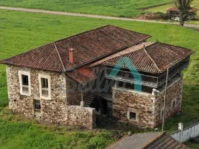 Chalet Venta Salas, Salas