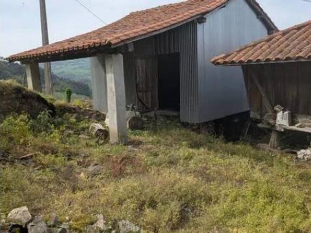 Chalet Venta Salas, Salas