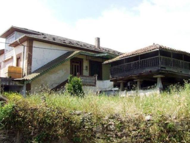 Chalet Venta Salas, Salas