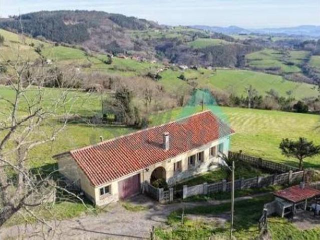 Chalet Venta Salas, Salas