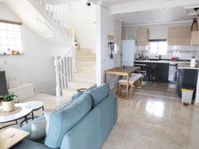 Chalet Venta Orihuela, Las Filipinas Villamartín Canal Norte