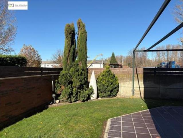 Chalet Venta San Andrés del Rabanedo, Trobajo del Camino