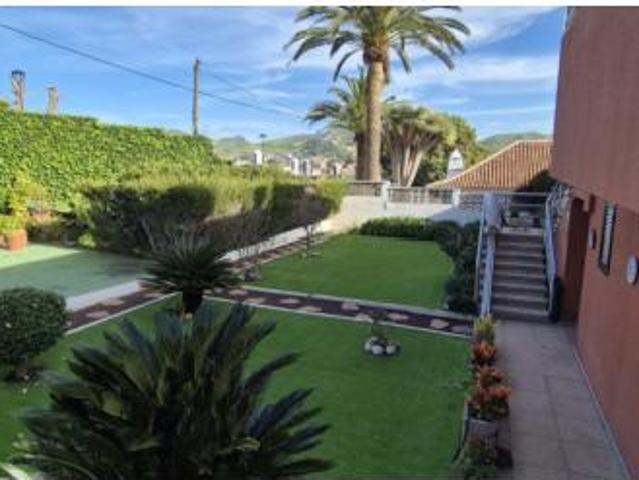 Chalet Venta San Cristóbal de La Laguna, San Cristóbal de La Laguna Capital