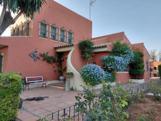 Chalet Venta Sanlúcar la Mayor, Sanlúcar la Mayor