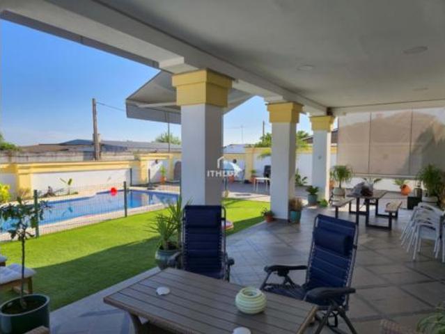 Chalet Venta Sanlúcar la Mayor, Sanlúcar la Mayor