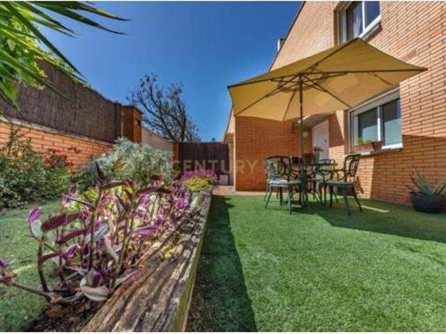 Chalet Venta Sant Cugat del Vallès, Mira sol