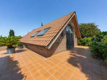 Chalet Venta Sant Cugat del Vallès, Mira sol