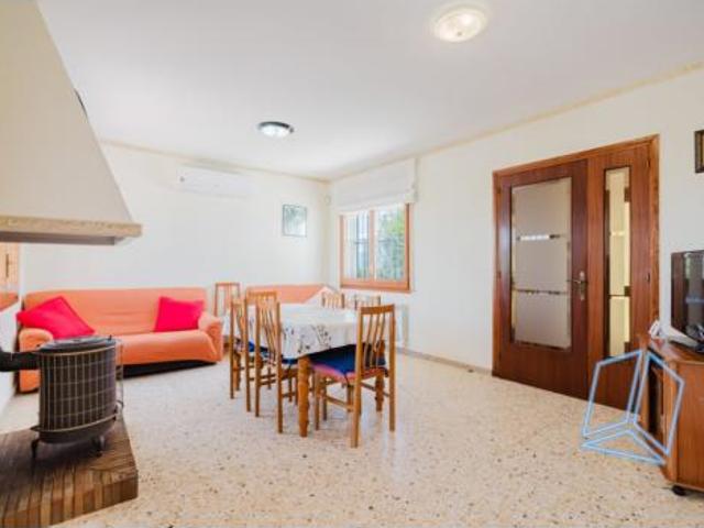 Chalet Venta Sant Esteve Sesrovires, Sant Esteve Sesrovires