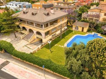 Villa en venta en Benimagrell - Balcón