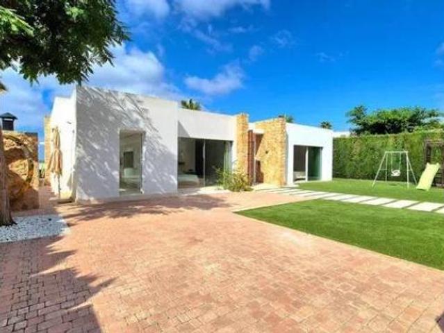 Chalet Venta Sant Josep de sa Talaia, Cala Bassa