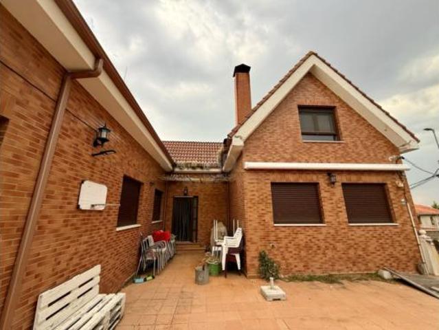 Chalet Venta Santovenia de la Valdoncina, Ribaseca