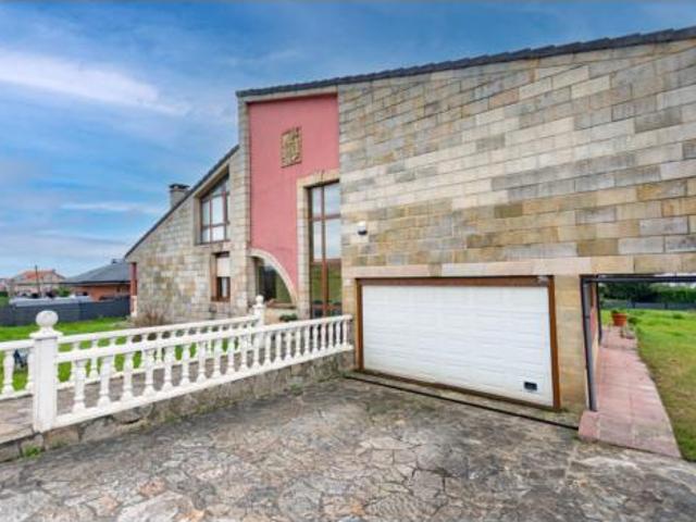 Chalet Venta Santa Cruz de Bezana, Soto de La Marina
