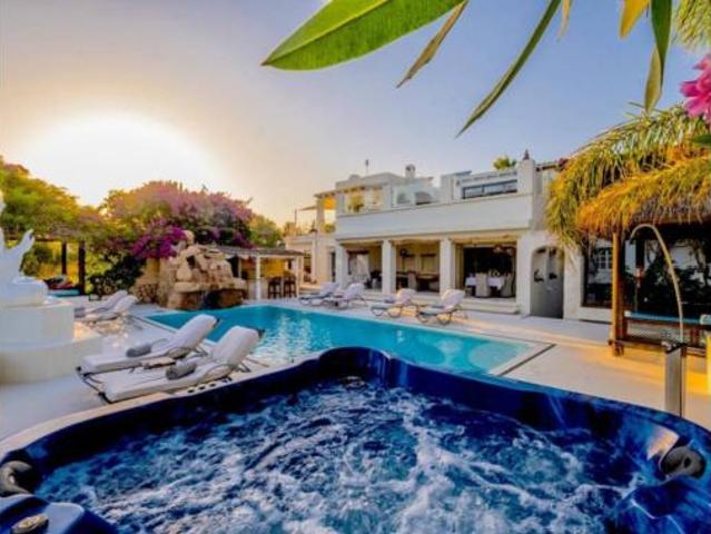 Chalet Venta Santa Eulària des Riu, Nostra Senyora de Jesús