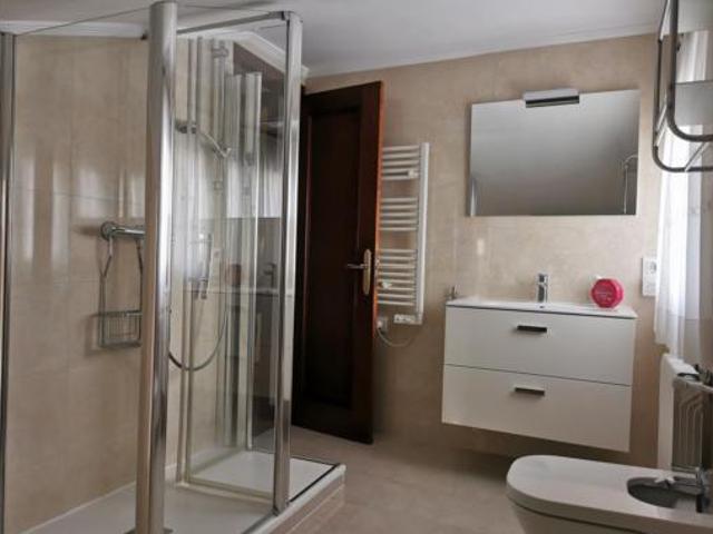 Chalet Venta Santander, Los Castros