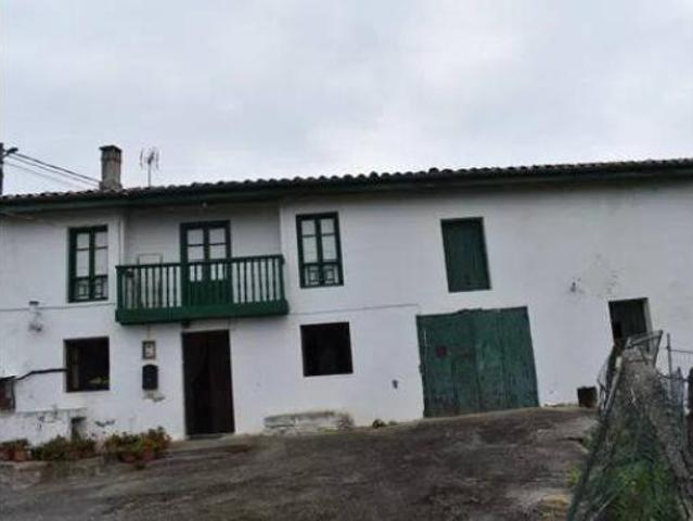 Chalet Venta Santillana del Mar, Arroyo