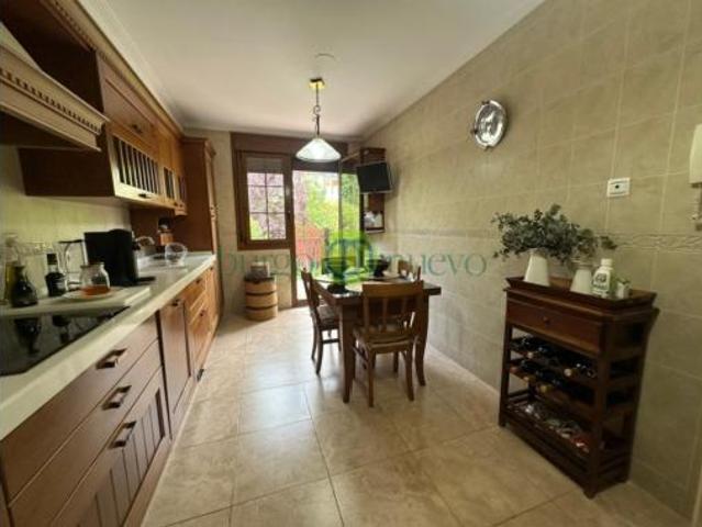 Chalet Venta Sariegos, Carbajal de La Legua