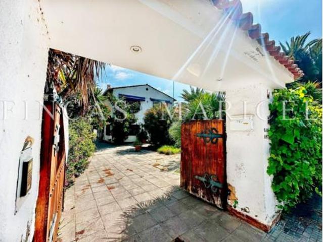 Chalet Venta Sitges, Can Girona Terramar Vinyet